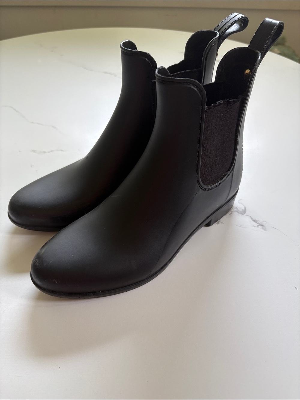 Sam Edelman Classic Black Chelsea Ankle Boots - Sleek Everyday Rain Style